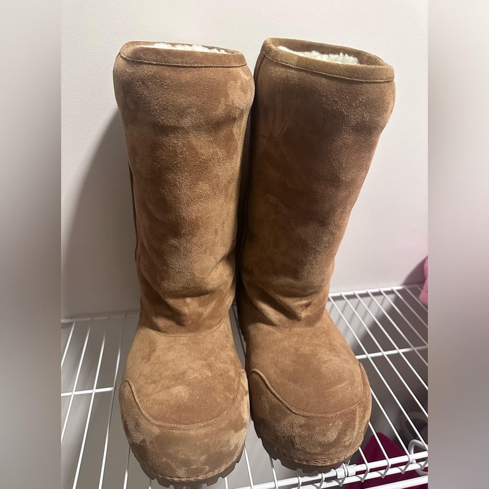 SOLD Balenciaga Alaska boots Tall